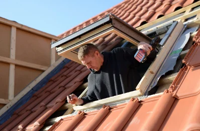 Pose de fenêtres de toit Velux à Beuste